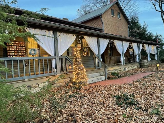 Watson Estate Bnb & Deer Creek Winery ยูเนียนทาวน์ ภายนอก รูปภาพ
