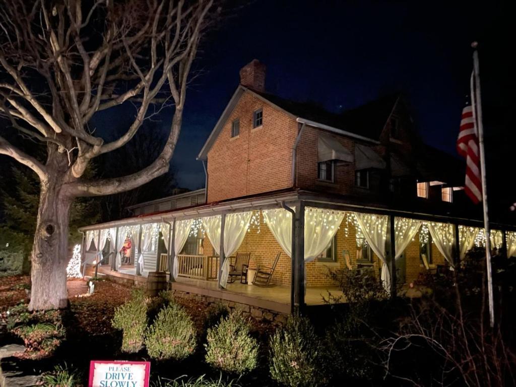 Watson Estate Bnb & Deer Creek Winery ยูเนียนทาวน์ ภายนอก รูปภาพ
